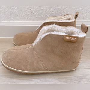 Minnetonka Womens Tucson Slipper